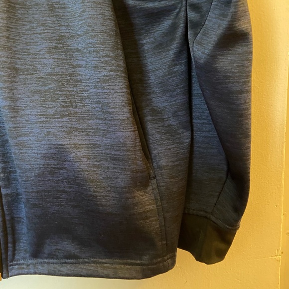 Jacket - Picture 4 of 9